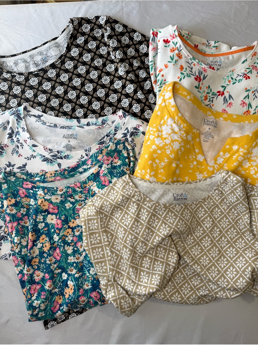 Croft & Barrow Women's Printed Top Bundle - Size M - Lot of 6 Short Sleeve Tees